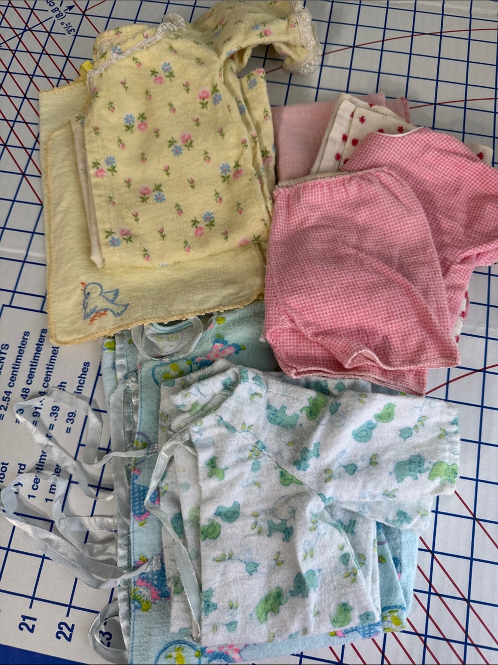 Antique Vintage Baby & Doll Clothes Flannel Cutter Lot 1930s-60s Fabric Sewing